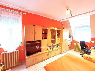 Eladó lakás Kecskemét