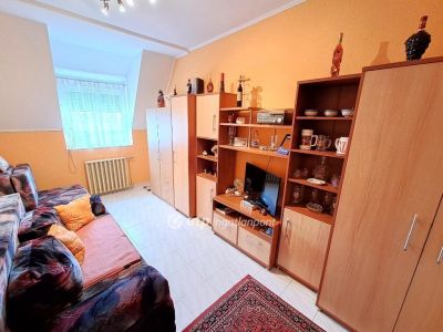 Eladó lakás Kecskemét
