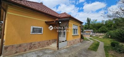 Eladó családi ház Tápiószecső