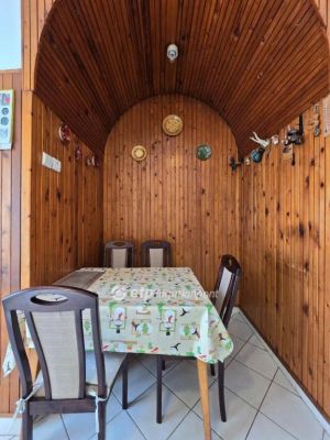 Eladó családi ház Balatonkenese Balatonakarattya