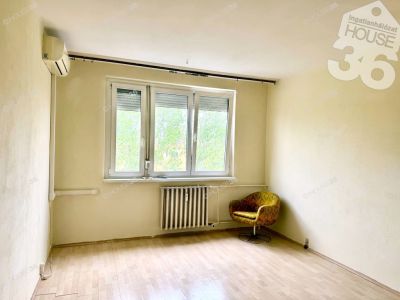Eladó lakás Kecskemét