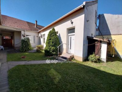 Eladó családi ház Nyíregyháza