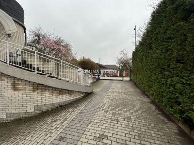 Eladó családi ház Budapest