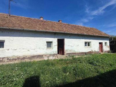 Eladó családi ház Hajdúszovát