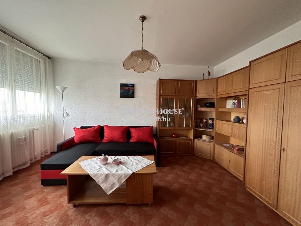Eladó lakás Zalaegerszeg