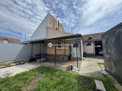 Eladó családi ház Aszód