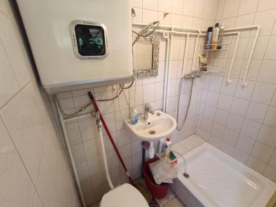 Eladó családi ház Adony