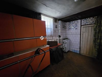 Eladó családi ház Villány