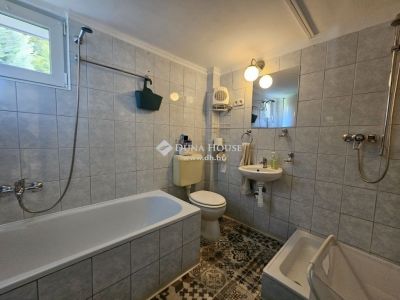 Eladó családi ház Villány