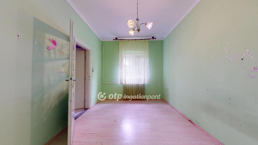 Eladó családi ház Sály