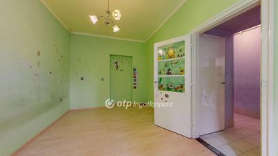 Eladó családi ház Sály