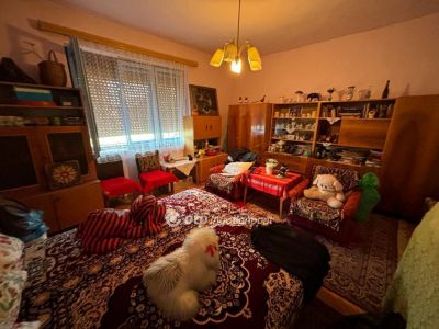 Eladó családi ház Szikszó