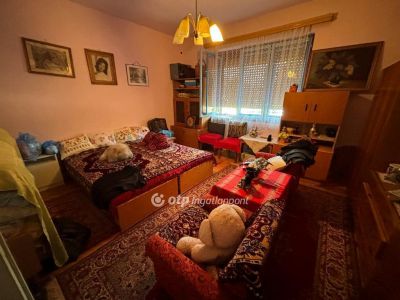 Eladó családi ház Szikszó