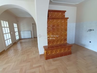 Eladó családi ház Kecskemét