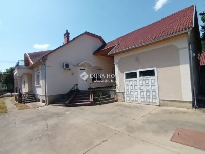 Eladó családi ház Kecskemét