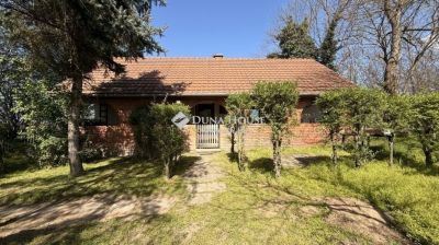 Eladó tanya Tápiószecső