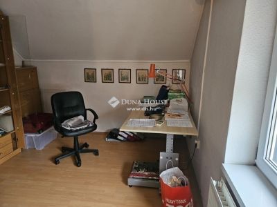 Eladó családi ház Budapest