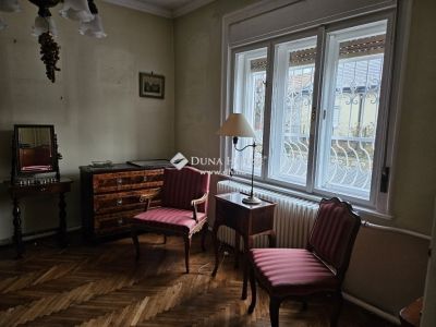 Eladó családi ház Budapest