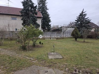 Eladó családi ház Budapest