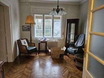 Eladó családi ház Budapest