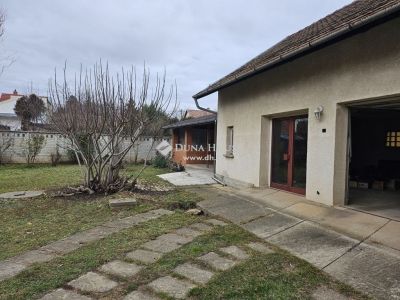 Eladó családi ház Budapest