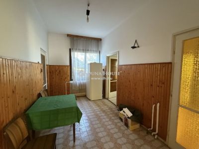 Eladó családi ház Atkár