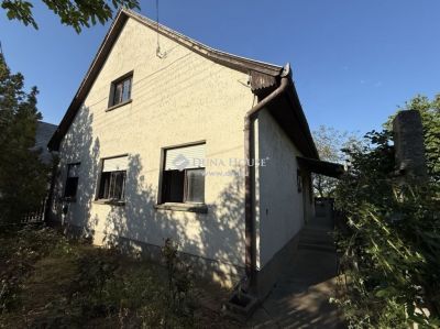 Eladó családi ház Atkár