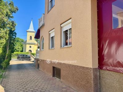 Eladó családi ház Debrecen