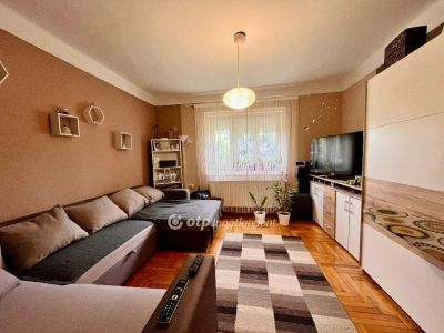 Eladó családi ház Debrecen