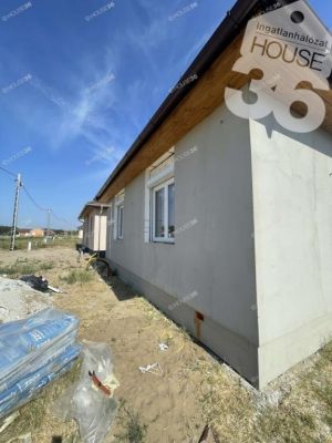 Eladó családi ház Kecskemét