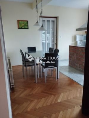 Eladó családi ház Pécs