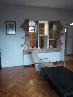 Eladó családi ház Pécs