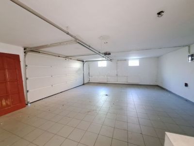 Eladó családi ház Tatabánya