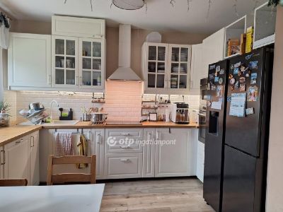 Eladó házrész Budapest