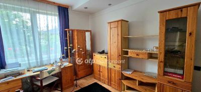 Eladó családi ház Debrecen