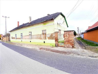 Eladó családi ház Nagykőrös