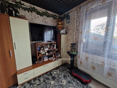 Eladó családi ház Debrecen