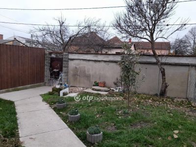 Eladó családi ház Szeged