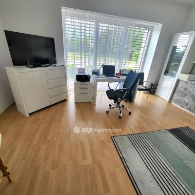 Eladó családi ház Debrecen