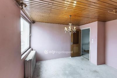 Eladó családi ház Nagykőrös