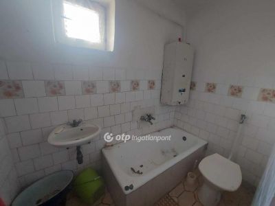 Eladó családi ház Debrecen