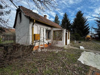 Eladó családi ház Debrecen