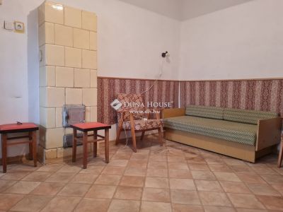 Eladó családi ház Zics