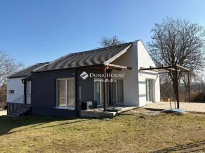 Eladó családi ház Őrbottyán