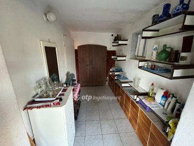 Eladó egyéb telek Gyód