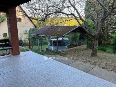 Eladó egyéb telek Gyód