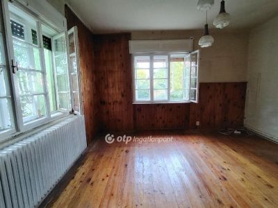 Eladó családi ház Pécs