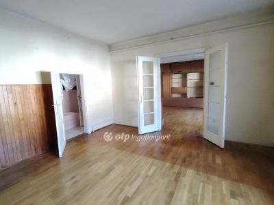 Eladó családi ház Pécs