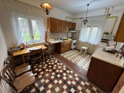 Eladó családi ház Budapest