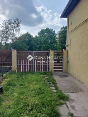 Eladó lakás Szolnok